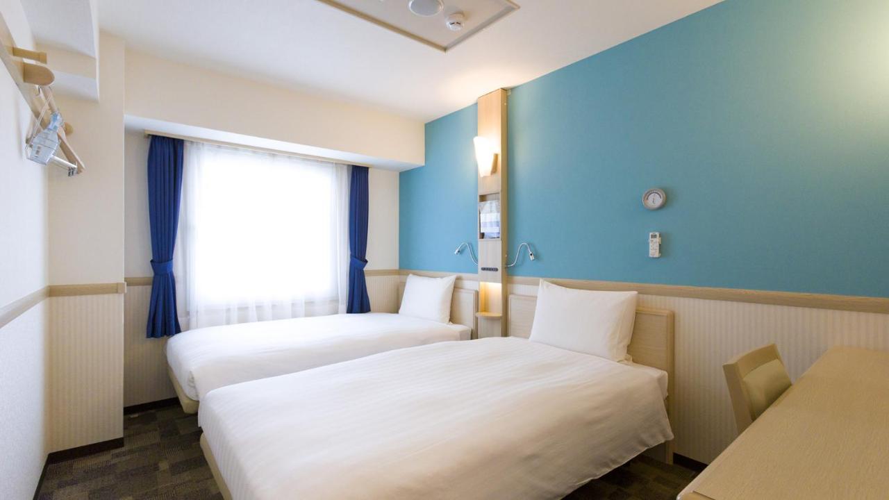 Toyoko Inn Nara Oji Eki Minami Guchi Ngoại thất bức ảnh